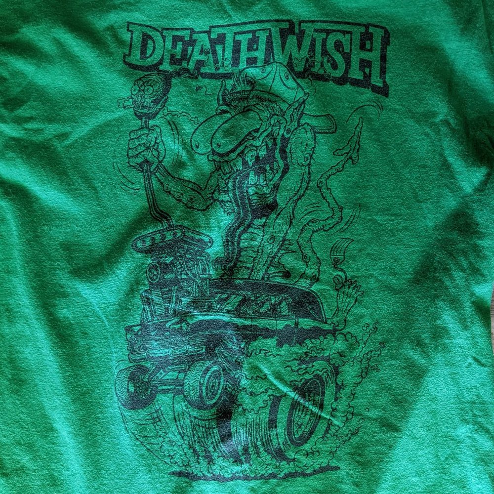 Green Death Wish Skaters T-shirt Goblin on a  Monster Truck  Tee Size M - Picture 5 of 7